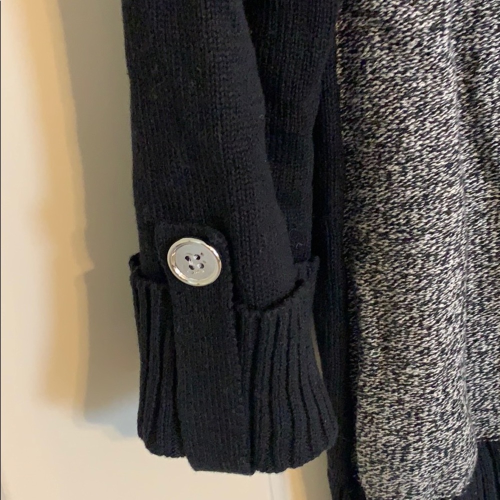 Sweater - Picture 2 of 3